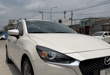 Mazda2 2021 