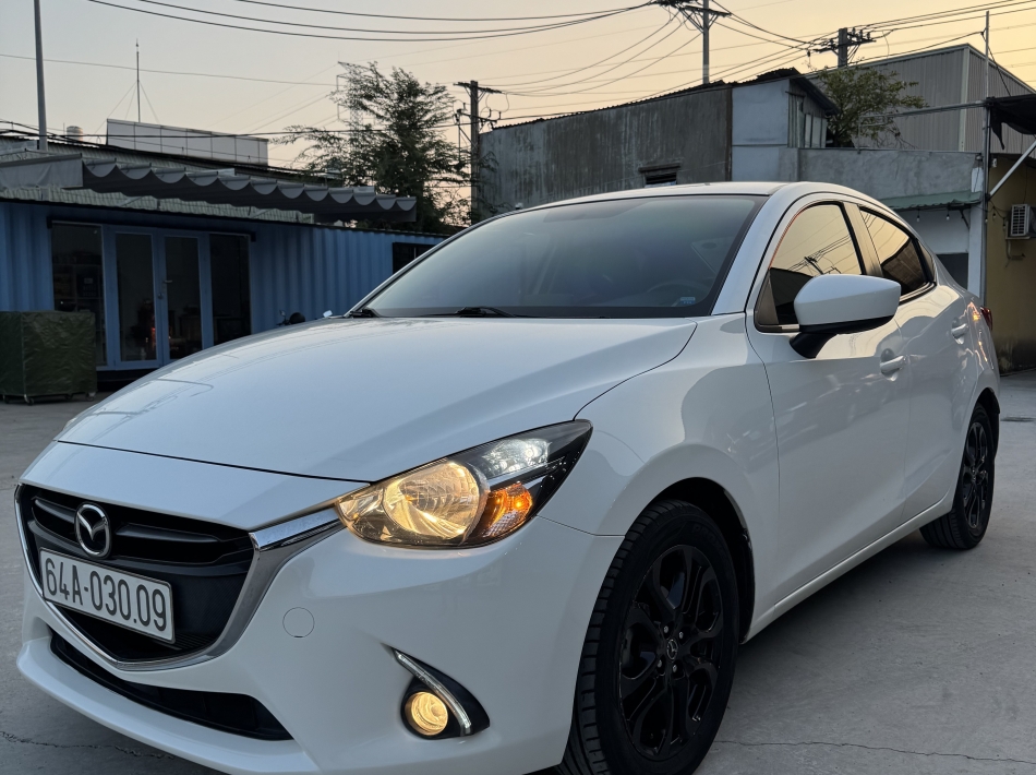 Mazda2 2016