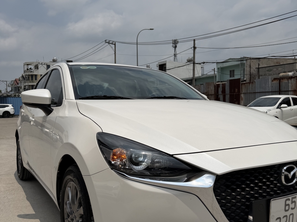 Mazda2 2021 