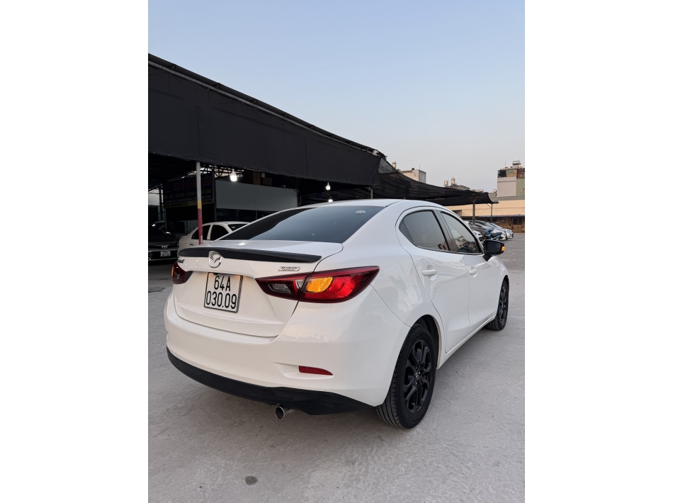 Mazda2 2016