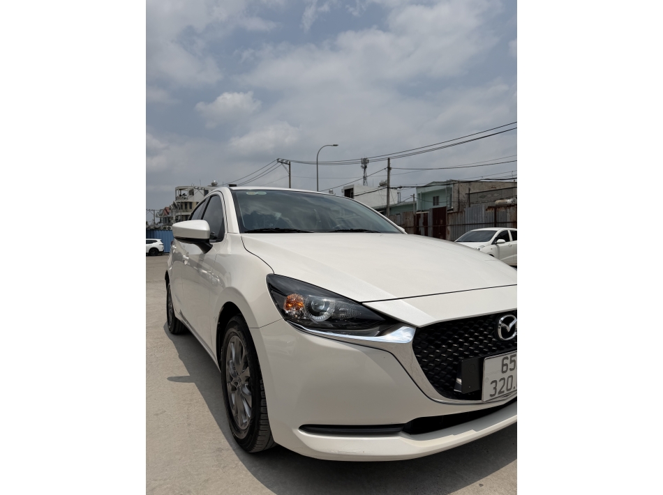 Mazda2 2021 