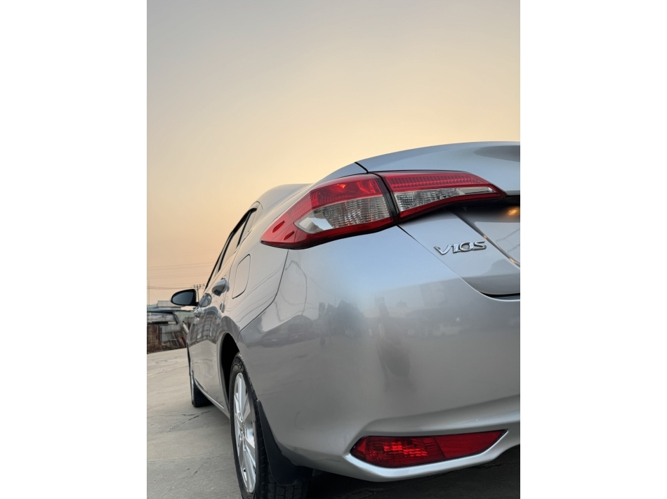 Vios 2018 số tự động form mới, xe zin tuyệt đối bao rút hồ sơ