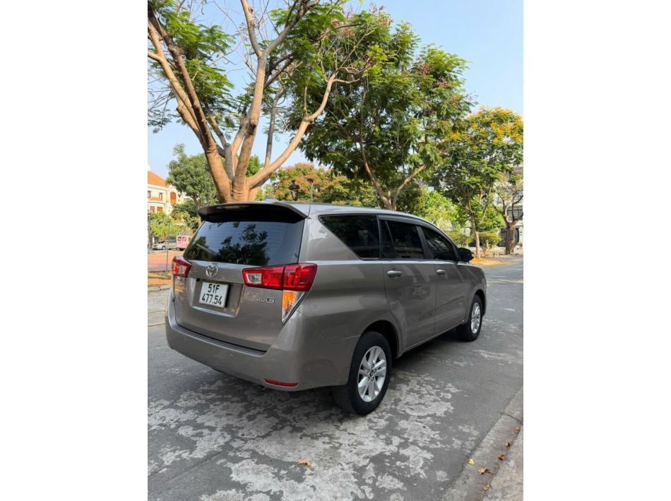 Innova 2017 số sàn 