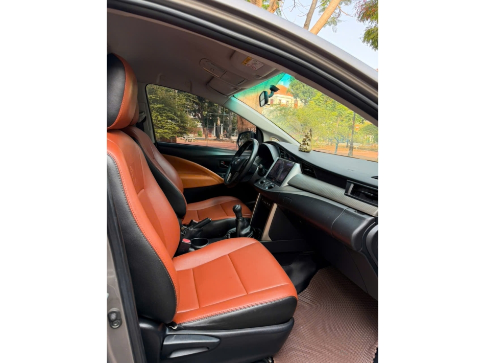 Innova 2017 số sàn 