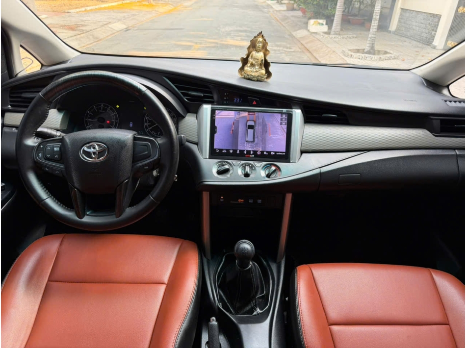 Innova 2017 số sàn 